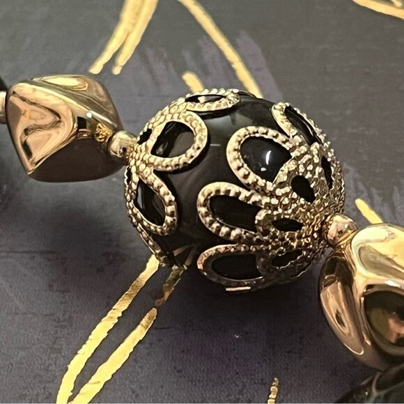 Vintage NWT Long Chunky Black and Gold Acrylic Beaded Necklace C1 - Picture 4 of 11